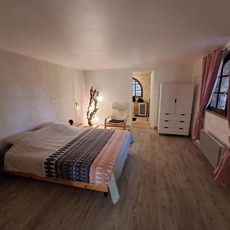Bas De Villa Au Chant Des Cigales Lorgues Dış mekan fotoğraf